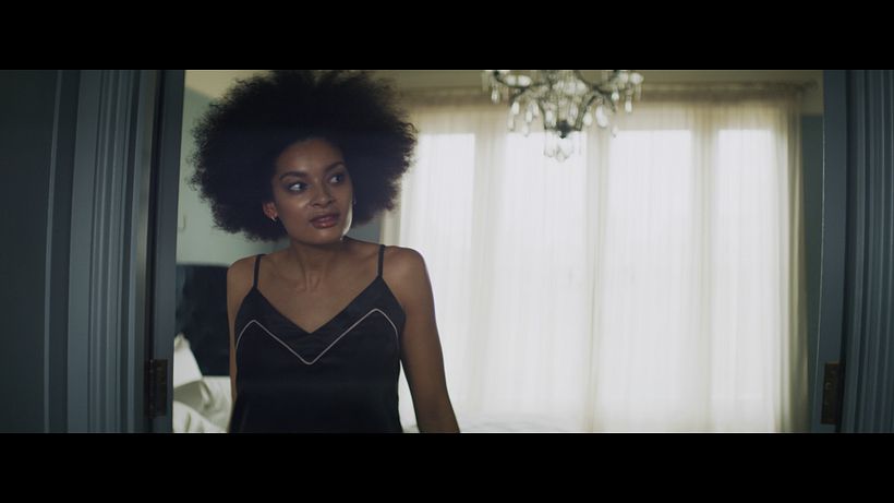 Airbnb presents: A night at the Louvre 2