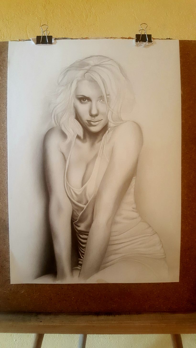 Mi Proyecto del curso: Retrato realista con lápiz de grafito 4