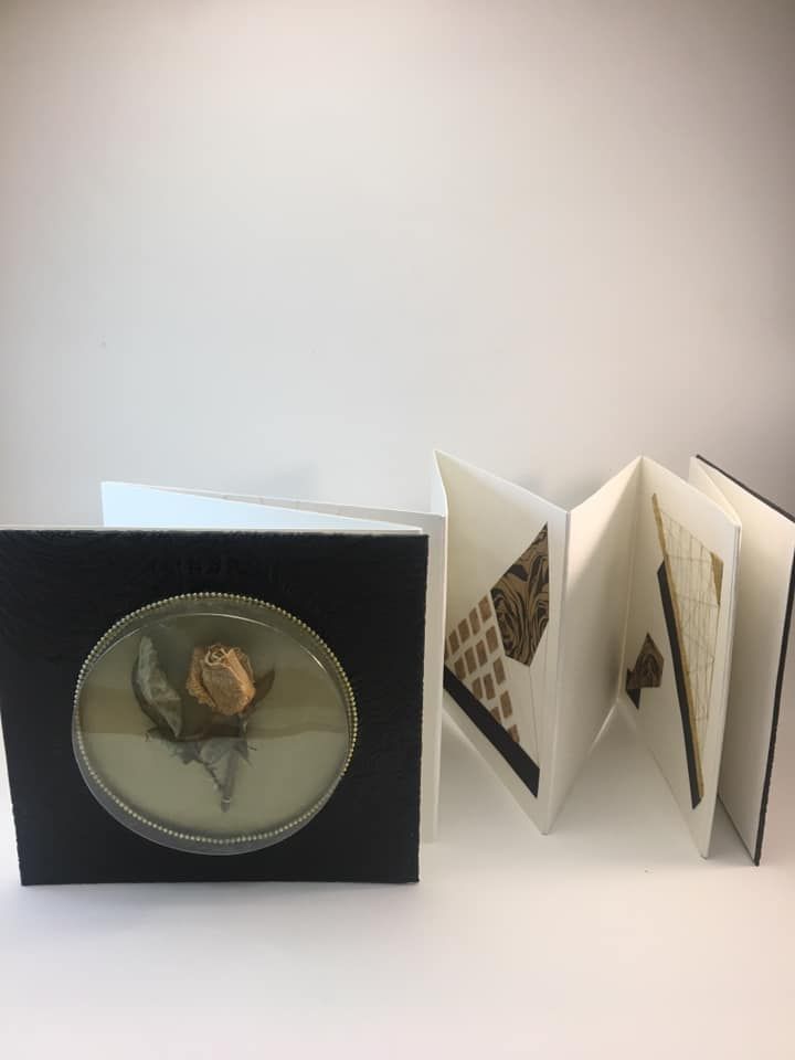 Mi Proyecto del curso: Encuadernación sin pliegues de tu obra gráfica  1