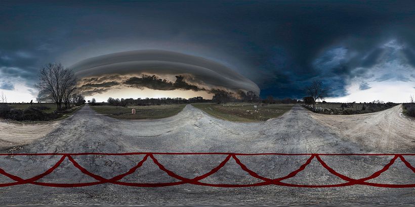 360 composition for VR horror experience.
