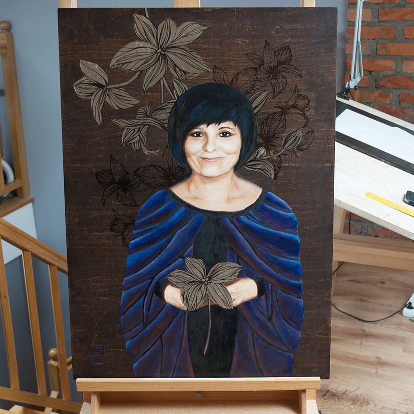 Iza`s portrait - oils on desk technique 0