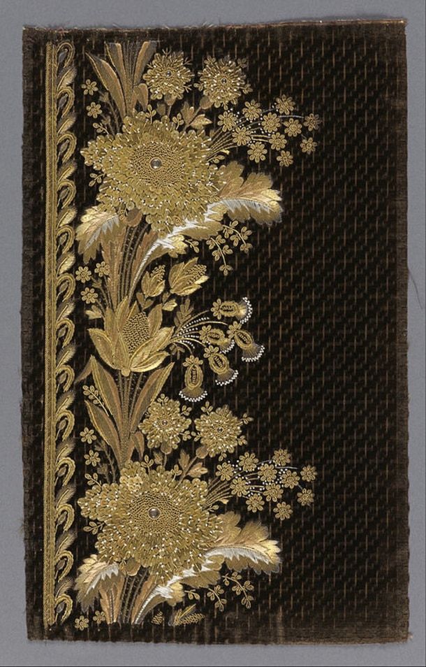 Bordado europeu em seda com contas e fios metálicos. Século XVIII. Fonte: Google Cultural Institute