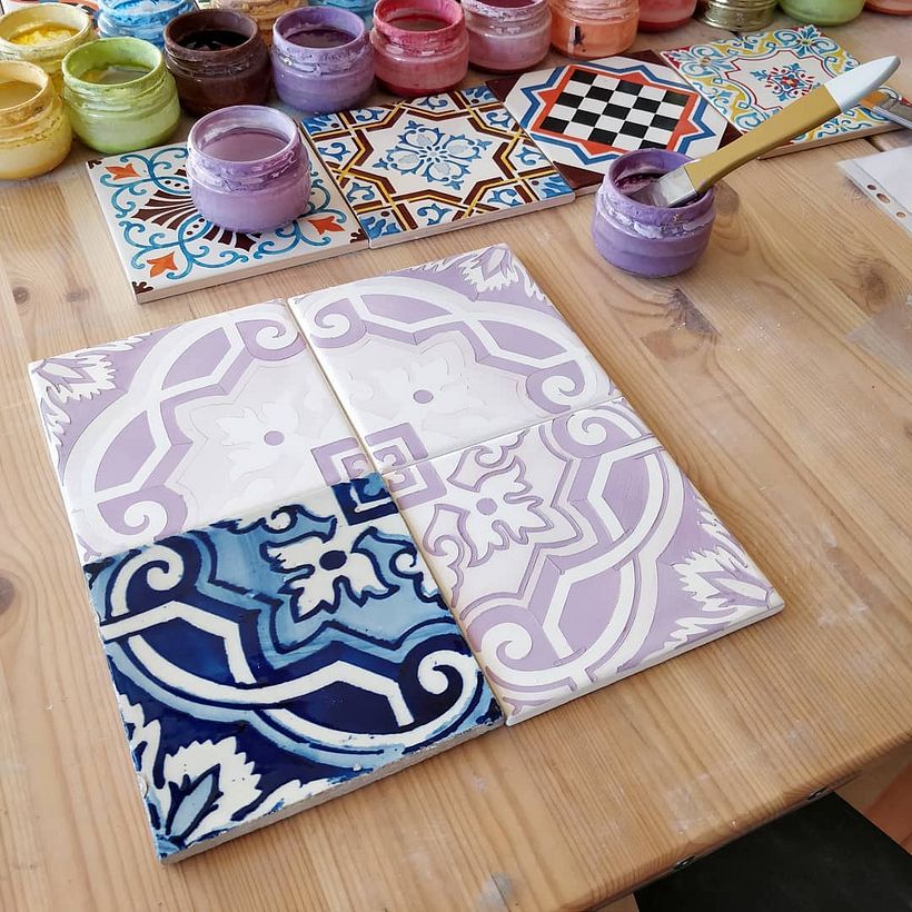 Hand painted traditional Portuguese tiles - Moreira 257 3