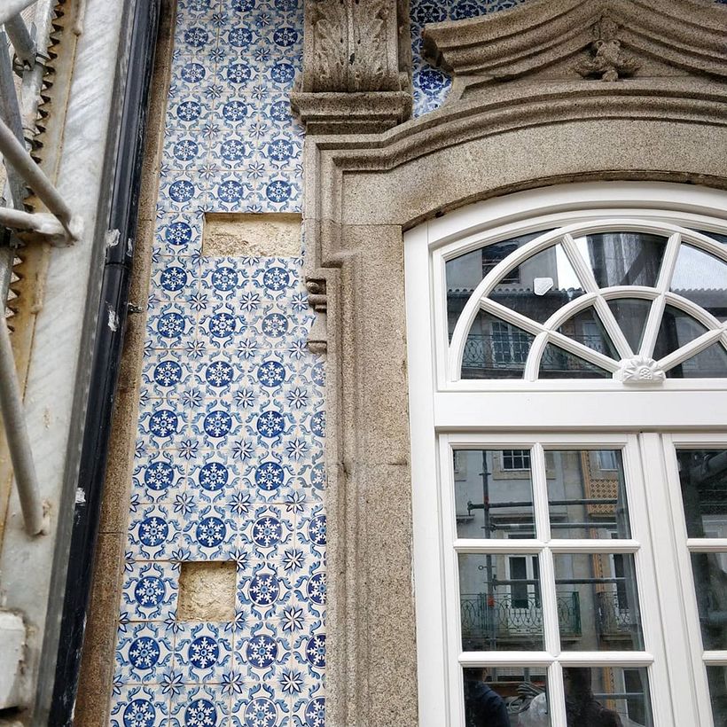 XIX century tile replicas for a building facade 1