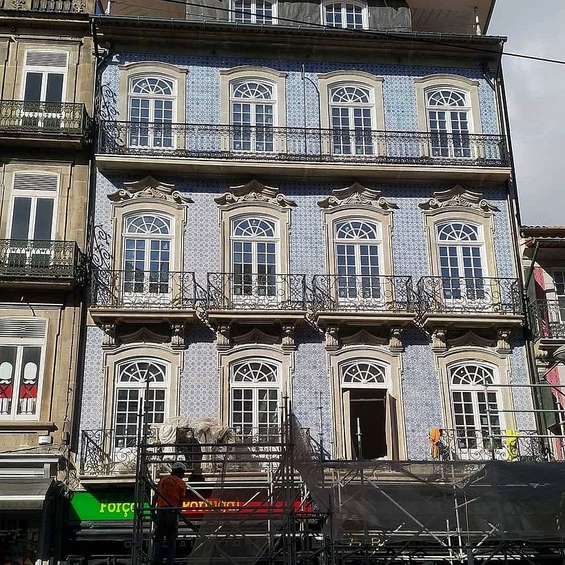 XIX century tile replicas for a building facade 3
