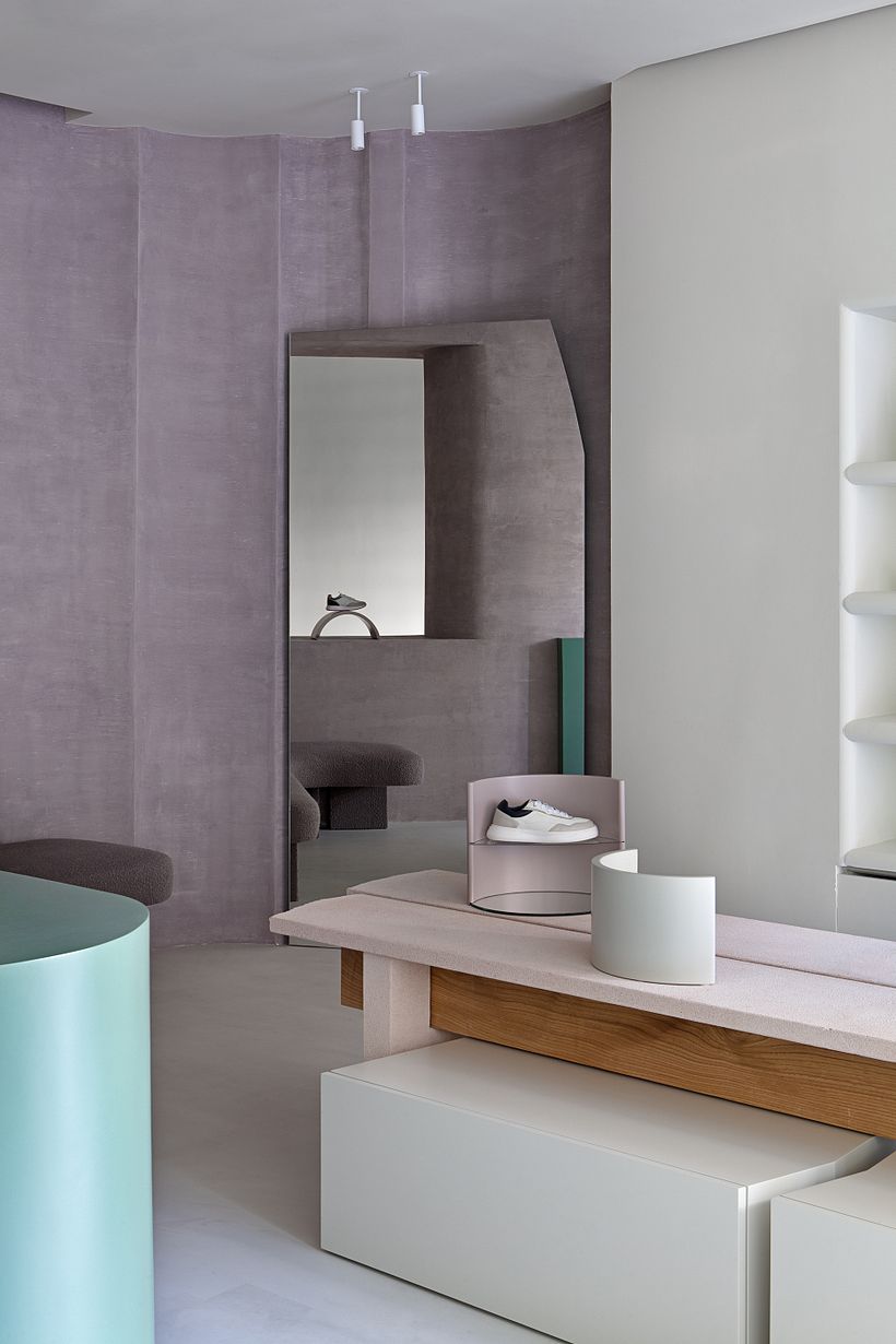 HOFF FLAGSHIP STORE 3