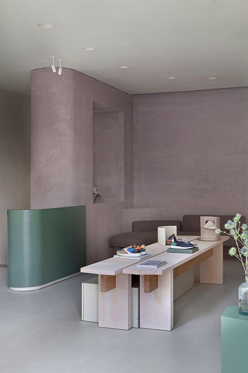 HOFF FLAGSHIP STORE 4