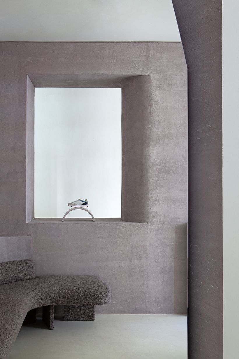 HOFF FLAGSHIP STORE 5