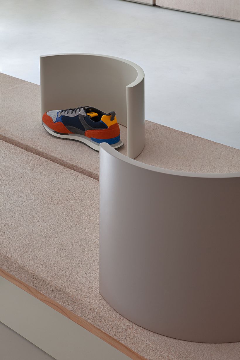 HOFF FLAGSHIP STORE 8