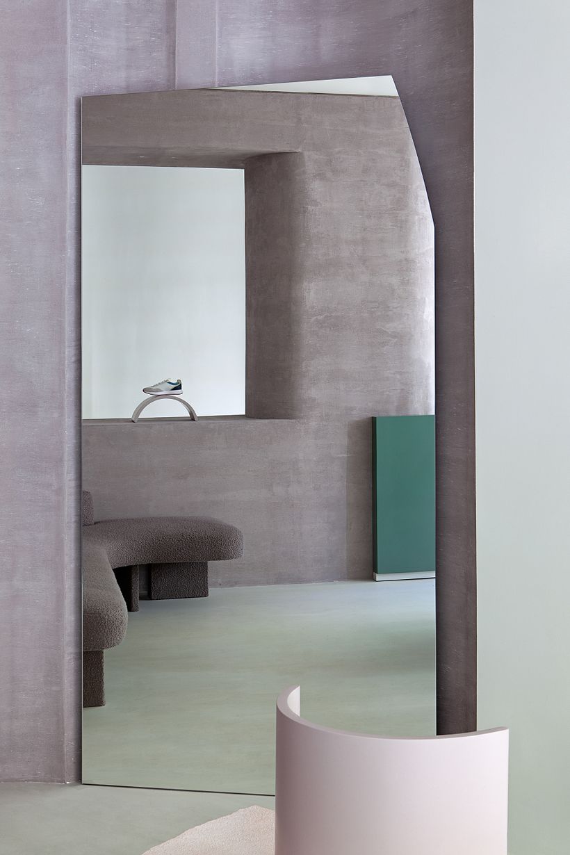 HOFF FLAGSHIP STORE 10