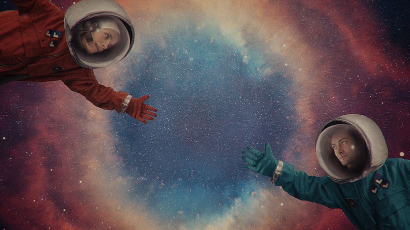 Videoclip "Cosmos" de "Love of Lesbian" 2