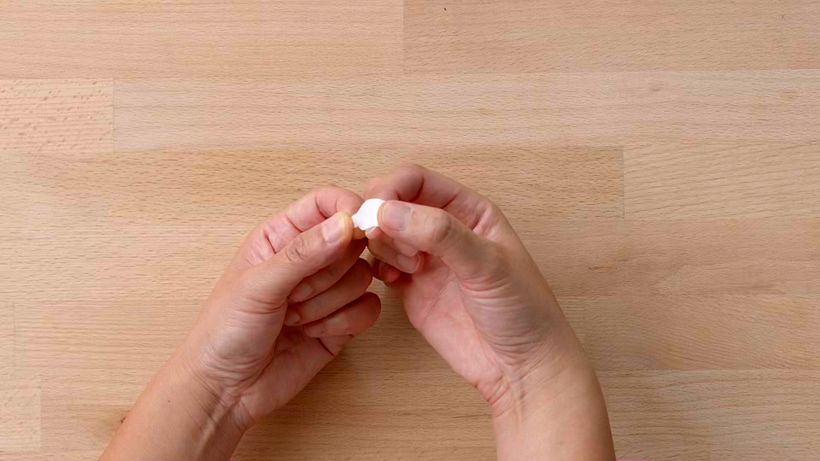 Paper Craft Tutorial: How to Make Paper Petals 7