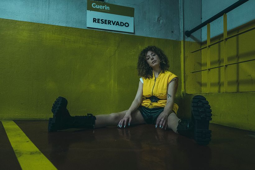 The power of a yellow vest 5