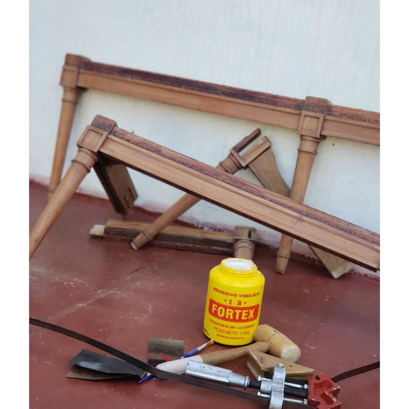 encolado y patas en madera lavada