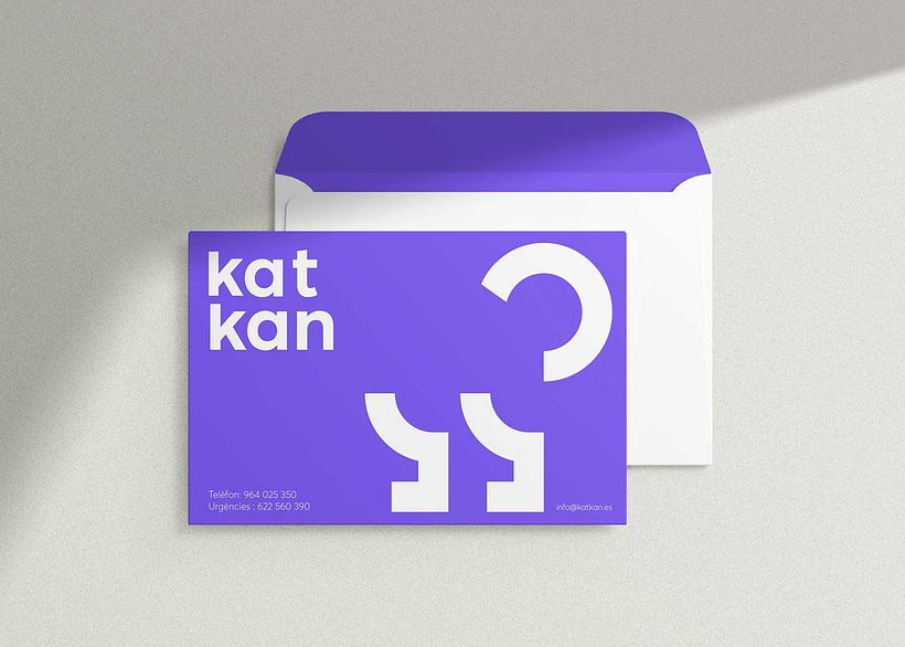 Kat Kan · Centre Veterinari - Identidad corporativa 5