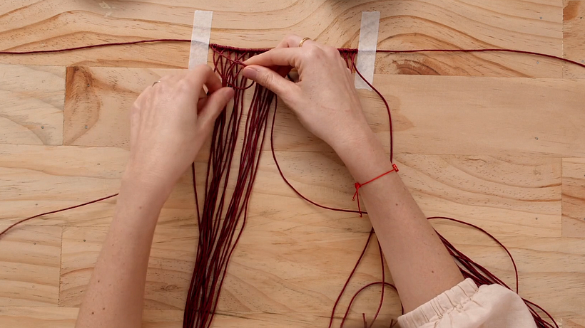 Macramé Tutorial: Create Your Step-by-Step Necklace 6