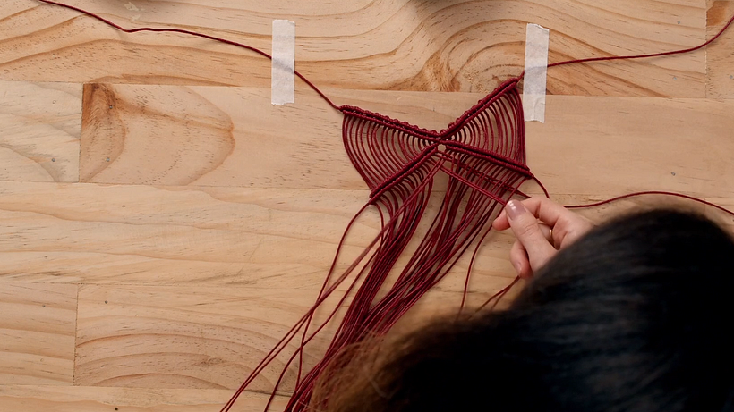 Macramé Tutorial: Create Your Step-by-Step Necklace 14