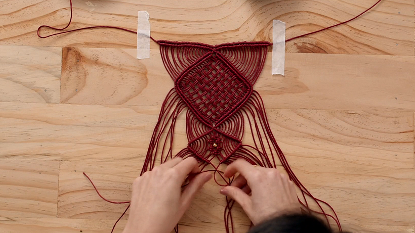 Macramé Tutorial: Create Your Step-by-Step Necklace 24