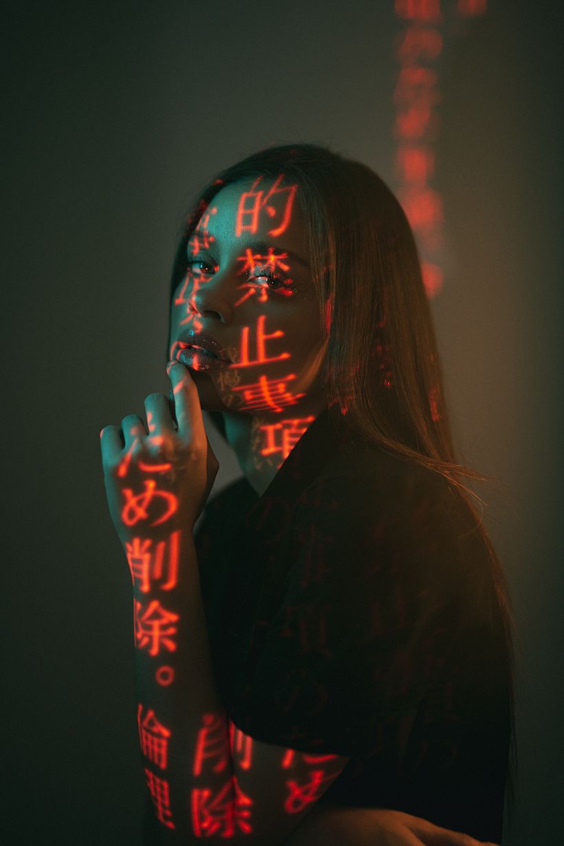 Retratos con proyector como recurso de iluminación. 15