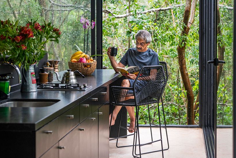 Glass House - Daniel Cota Arquitect - @ Cesar Russ (Model)
