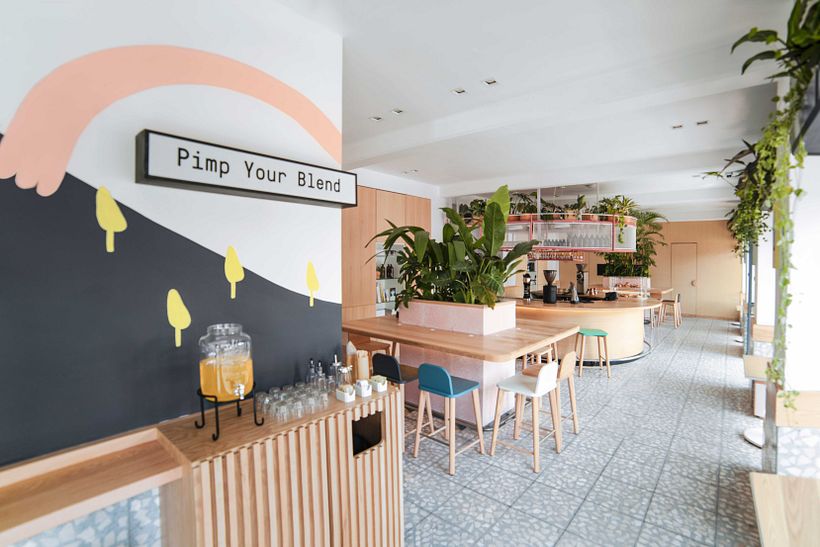 Construction: Solvar / Branding: Futura / Lighting: LumLum