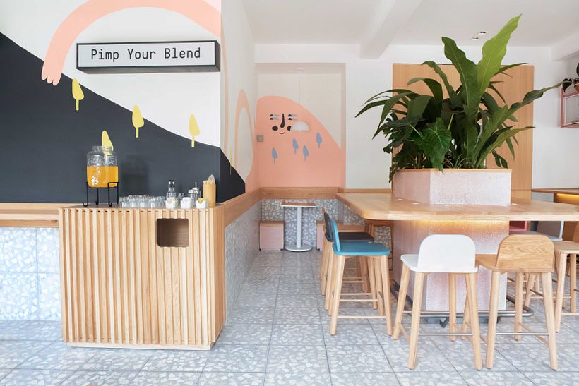 Construction: Solvar / Branding: Futura / Lighting: LumLum