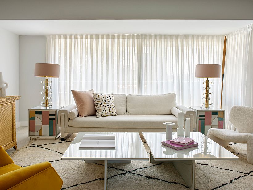 AD ESPAÑA, FOTO: © MONTSE GARRIGA / ESTILISMO: PETE BERMEJO