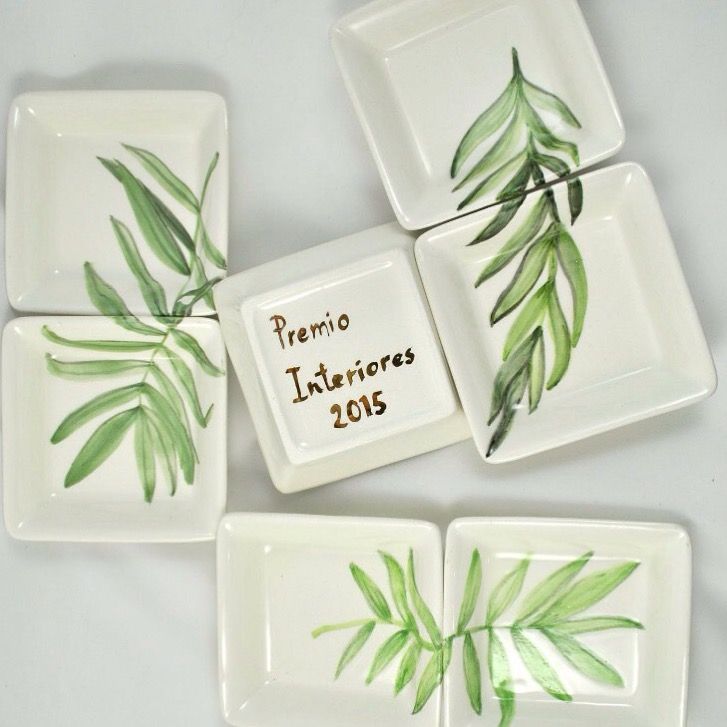 bandejas de loza blanco para los premios de la revista interiores