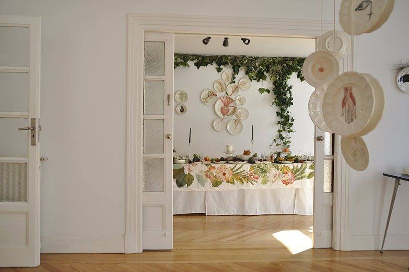 Hemisferios - Exposición Showroom Beluga  5