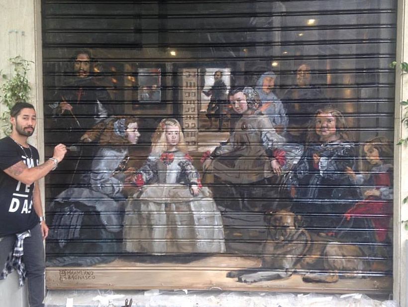 Reproduccion de la pintura de Diego Velazquez, Las meninas, en las persianas de Libreria Thesis. TECNICA: sintetico