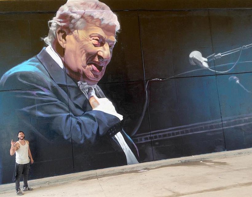 Homenaje a Mariano Mores, mural realizado en tunel. Tecnica: Hidroesmalte con aerosol