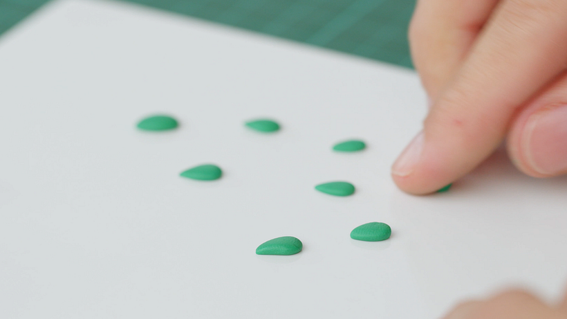 Tutorial Joalheria: como modelar uma flor com polymer clay 6