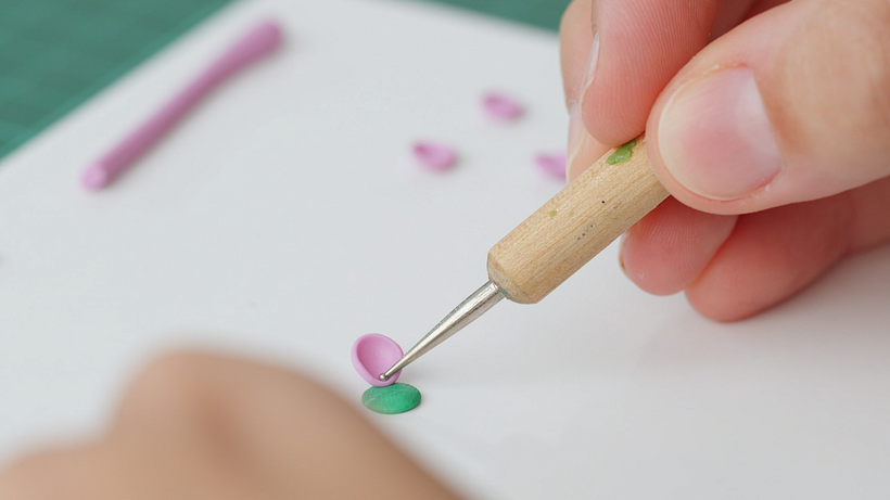 Tutorial Joalheria: como modelar uma flor com polymer clay 12
