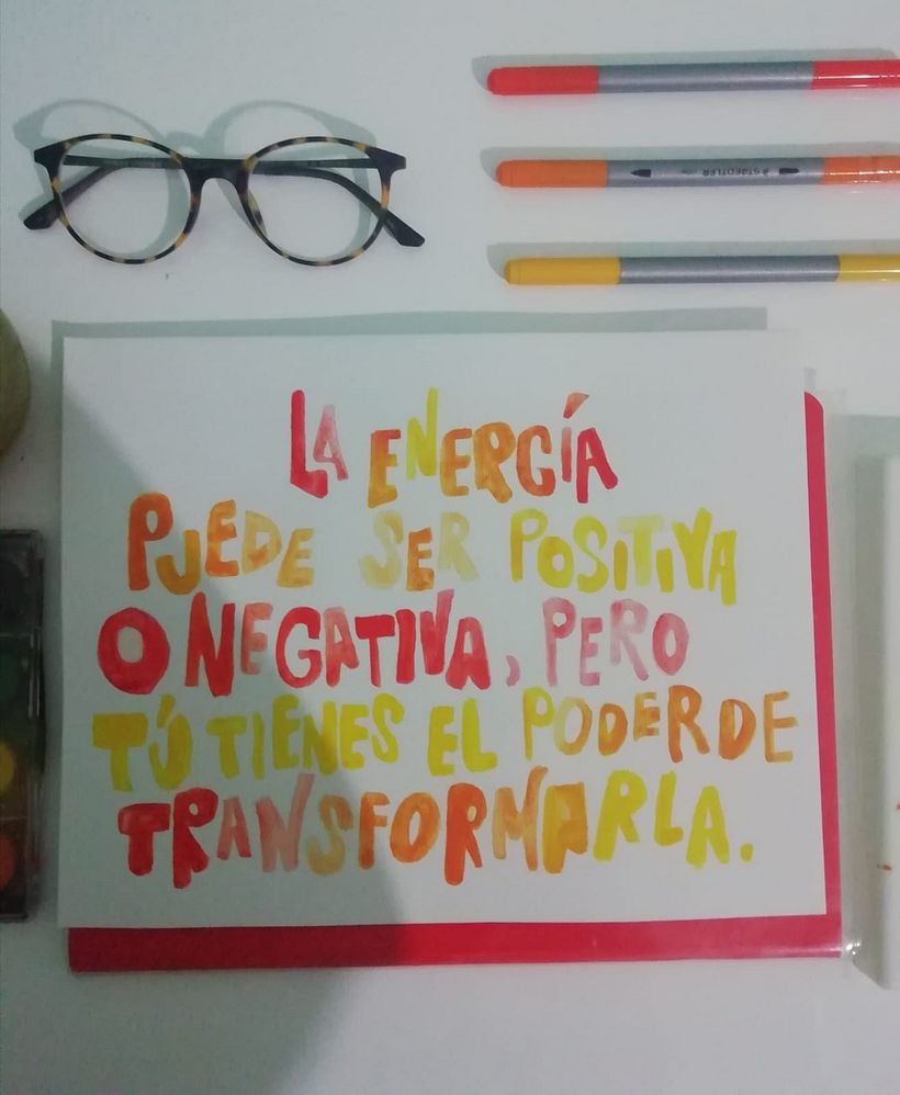 Crea un afiche a mano y gana un curso 1