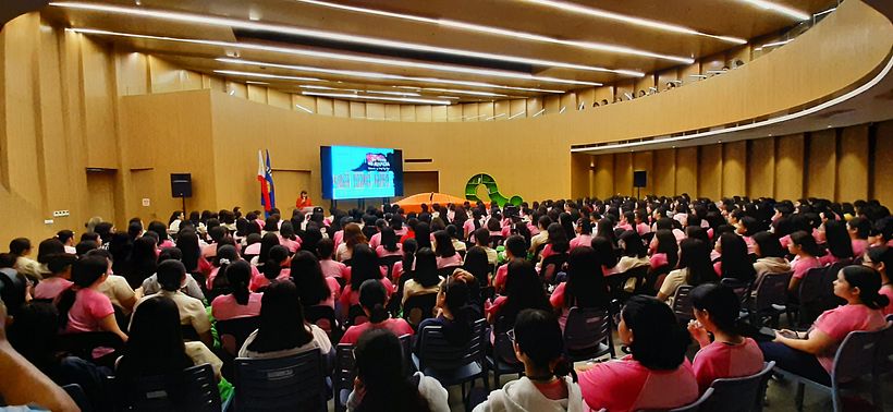 Presentación de Sa Timog ng Alameda, en Manila, Filiipinas