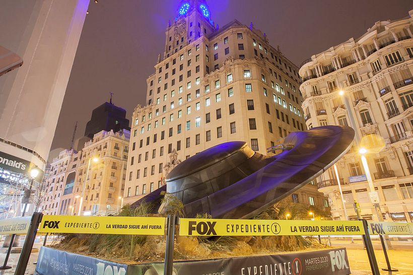 X-Files UFO Crash - Cadena FOX 0