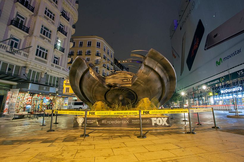 X-Files UFO Crash - Cadena FOX 1