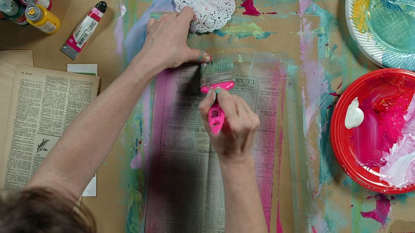 DIY Tutorial: Creative Techniques to Make Colorful Paper 17