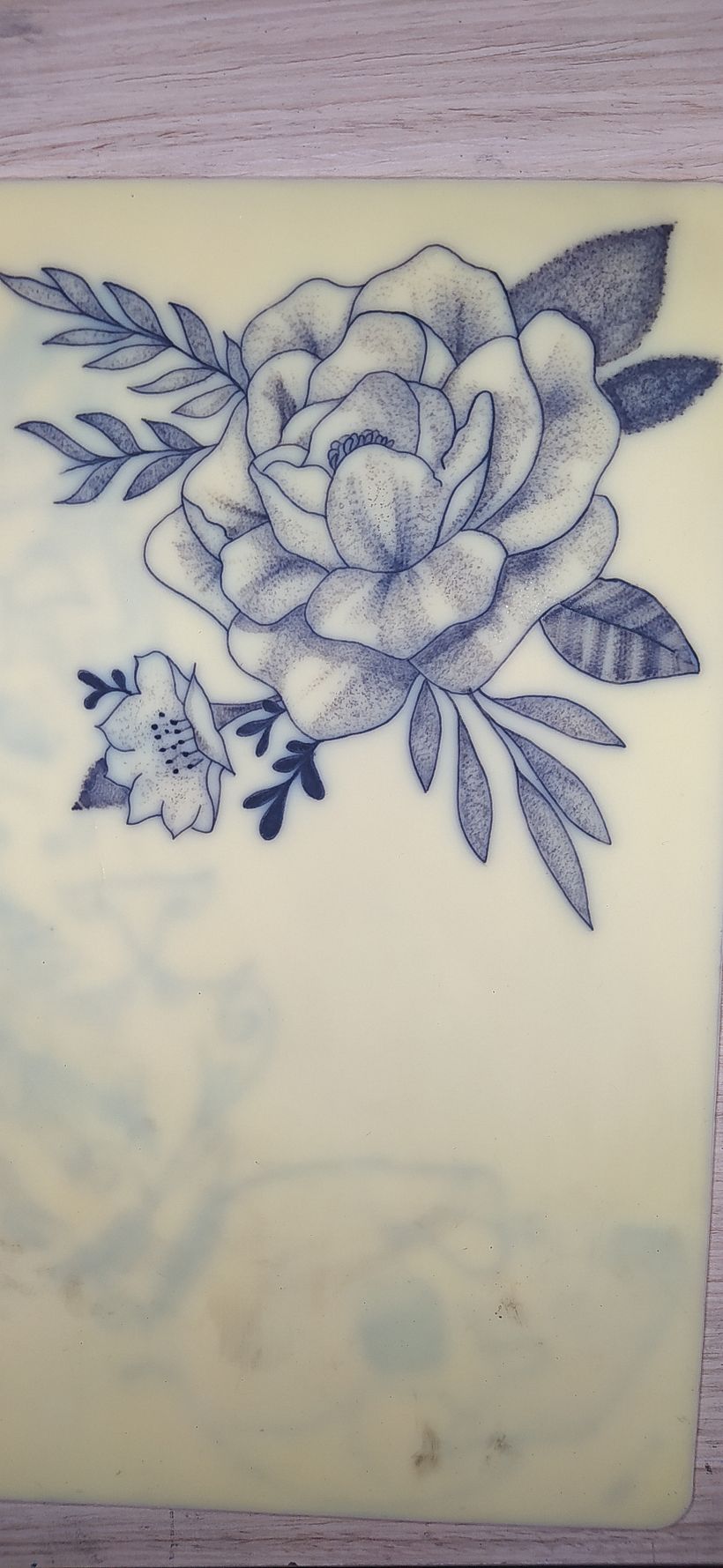 Mi Proyecto del curso: Tatuaje botánico con puntillismo 0