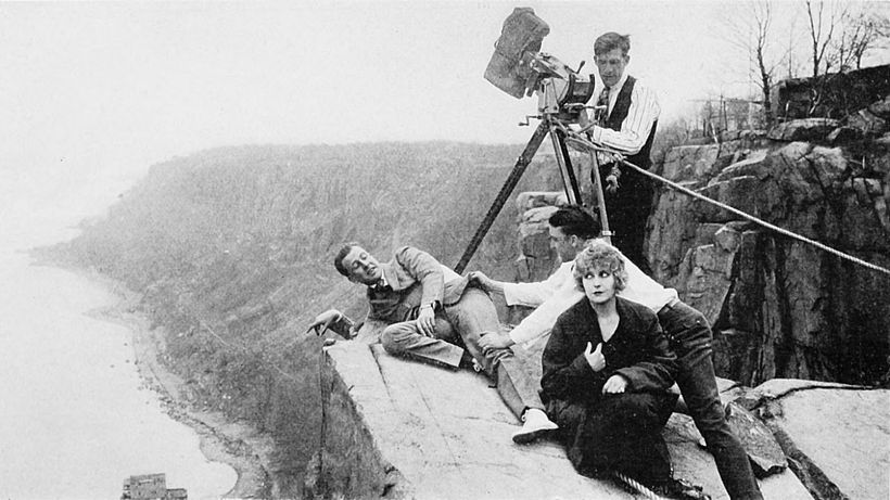 Detrás de escenas de The House of Hate (1918)