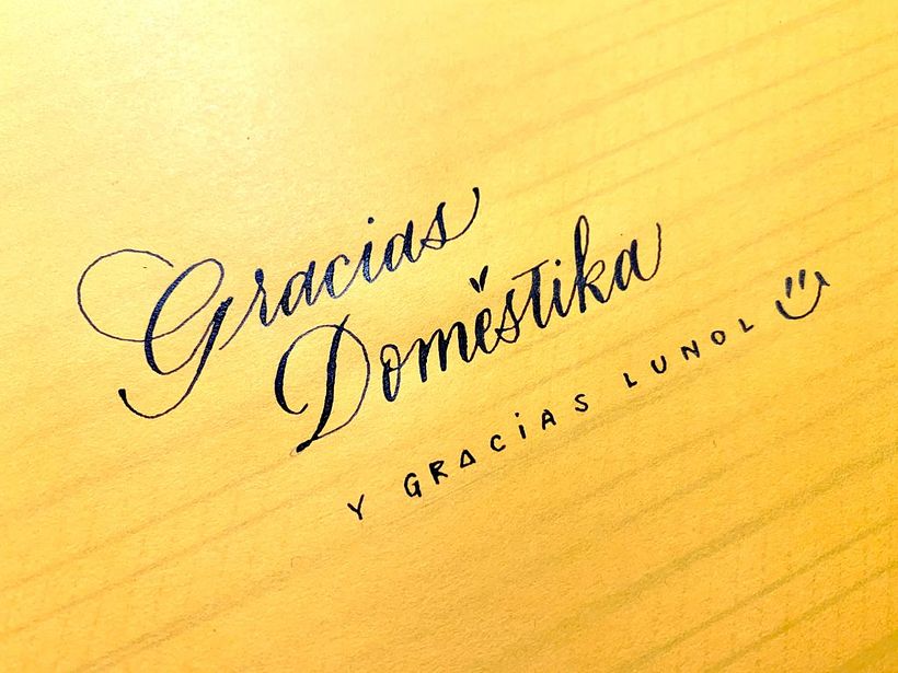 Crea un afiche a mano y gana un curso 0