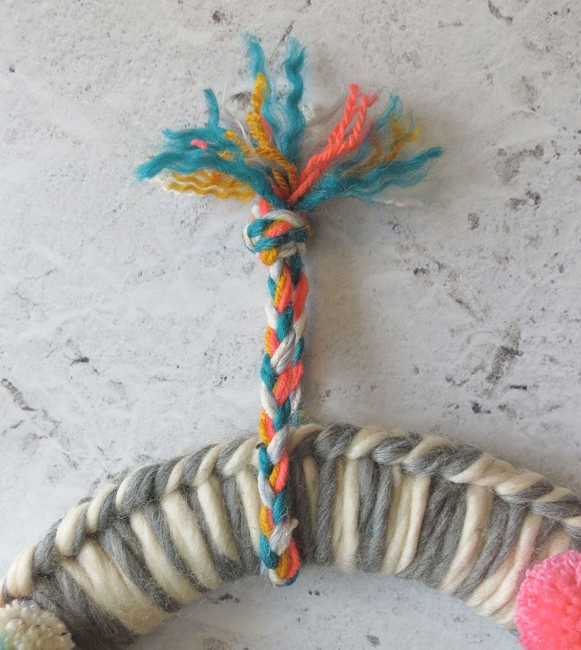 Pom-Pom Design and Creation course project - Artesanía