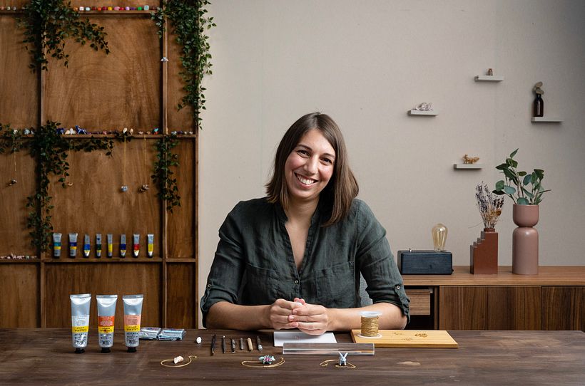 La artista portuguesa Marisa Clemente es especialista en joyería con arcilla polimérica.