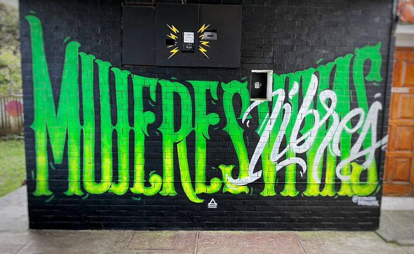Mi Proyecto del curso: Mural Mujeres Vivas y Libres 9
