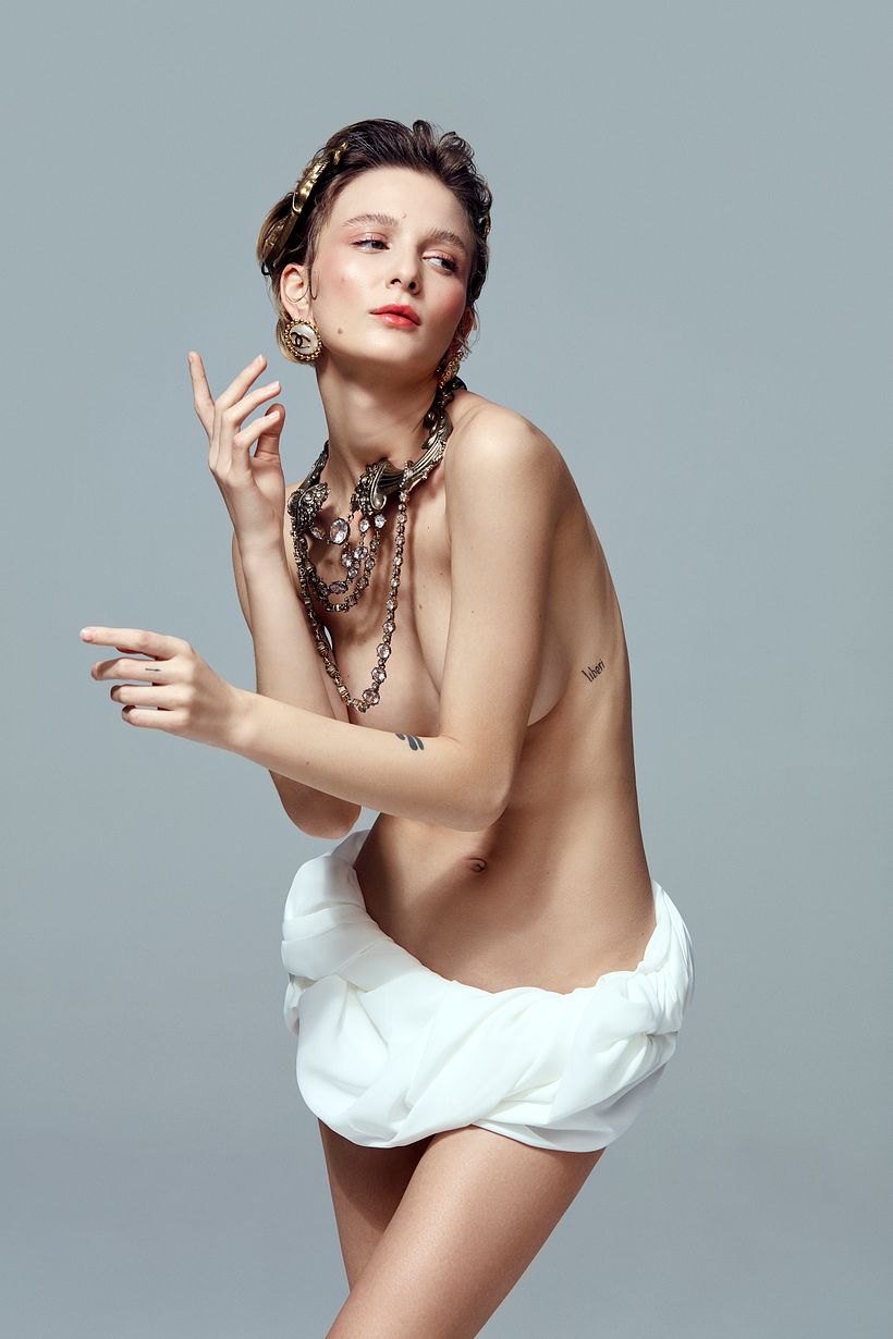 Editorial Gabriel Bertoncel 4