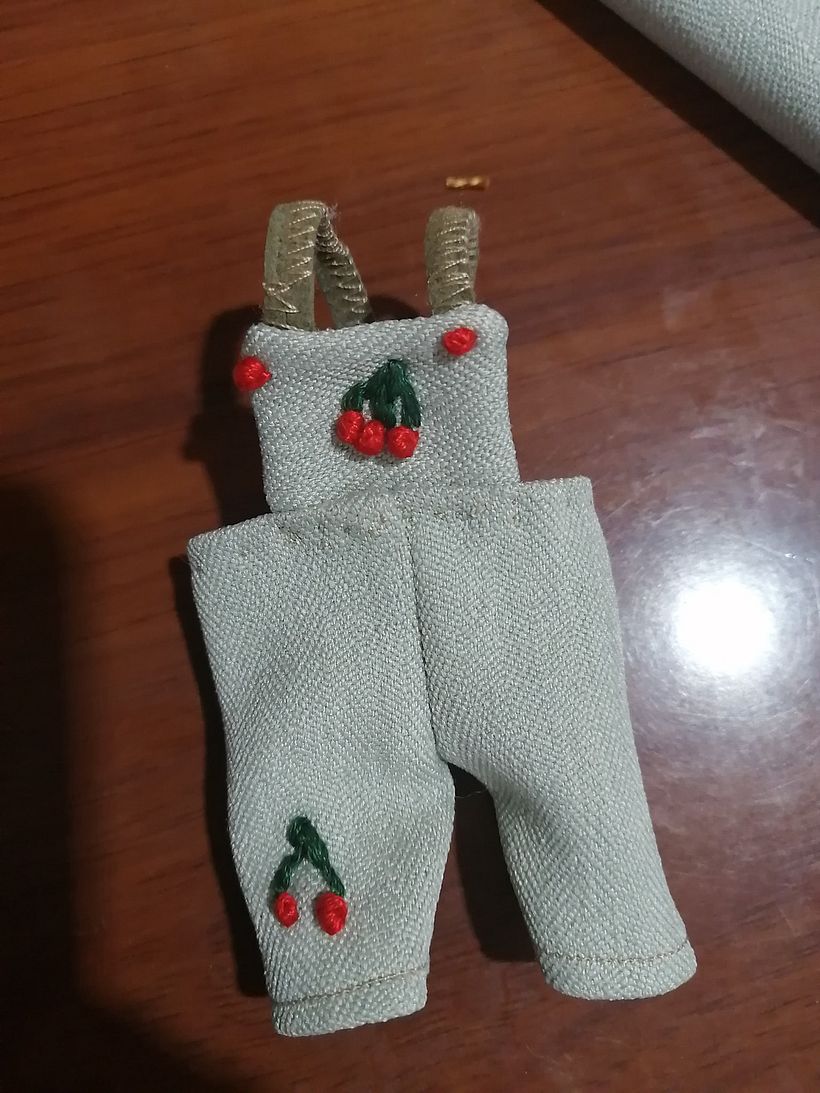 Ropa de muñecos (doll clothes) 14