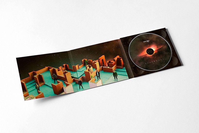 Valira "Supernova" 6