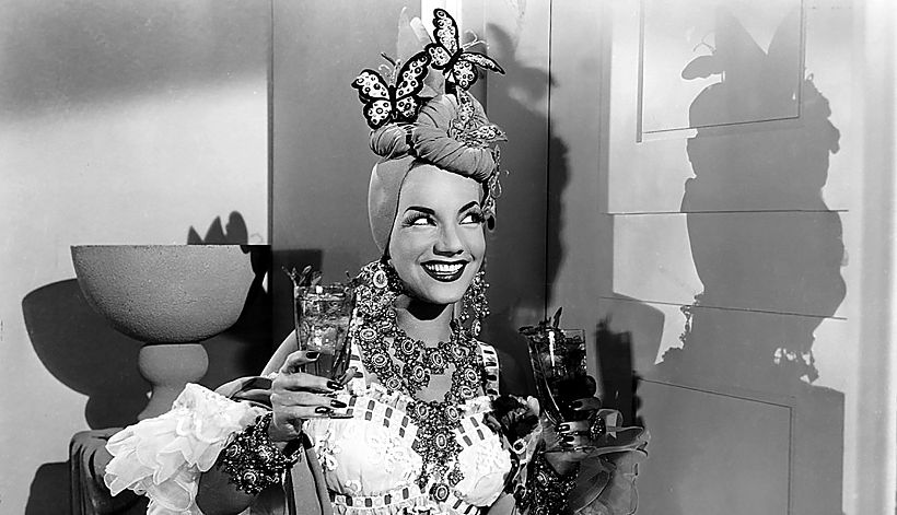 La cantante y actriz Carmen Miranda nació en Portugal, pero tiene inmensa importancia para la cultura brasileña