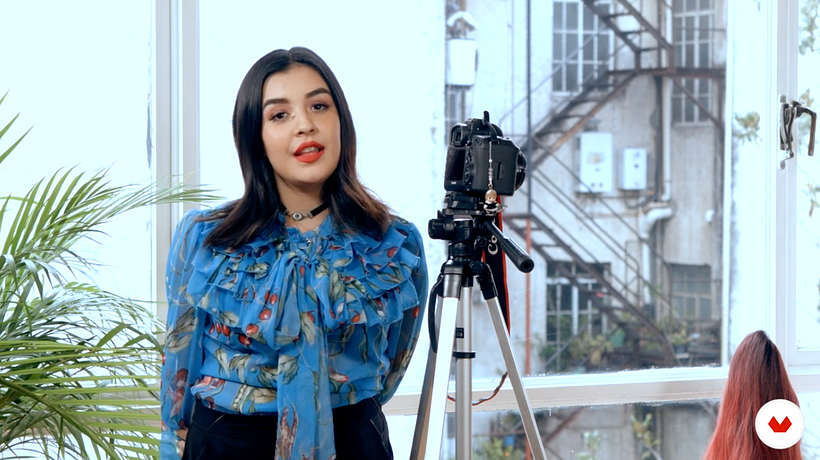 Learn how to set up your camera for self-portrait