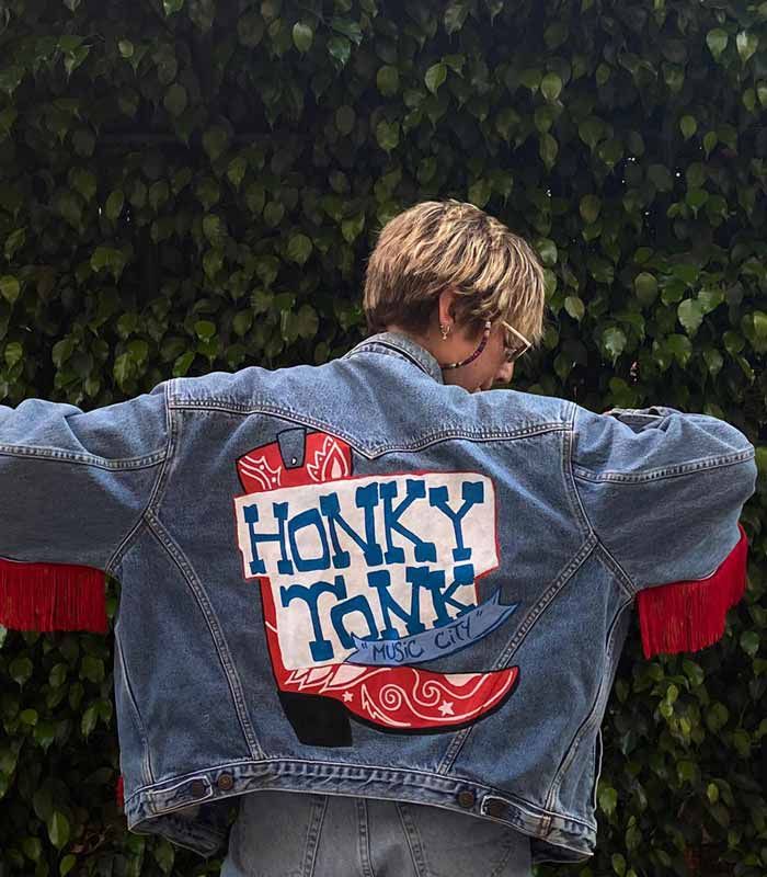 Cazadoras vaqueras personalizadas pintadas a mano 4